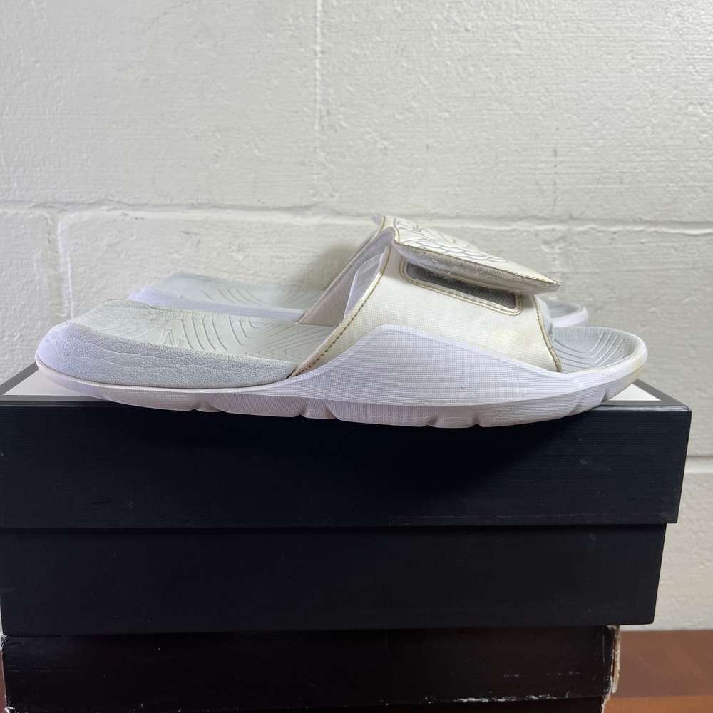 Nike Air Jordan Hydro 7 AA2517-100 White Slides Slip‎ On Men's 12 US/11 UK